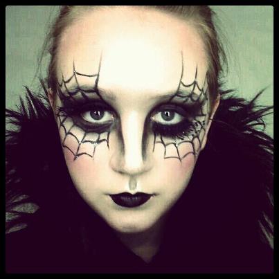 Halloween make-up - Tina Brocklebank