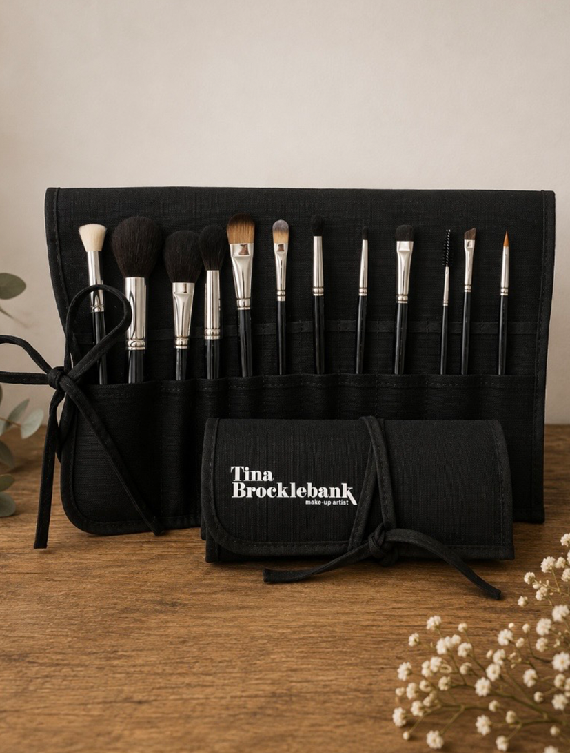 Pro Brush set with Brush wrap, 12 brushes