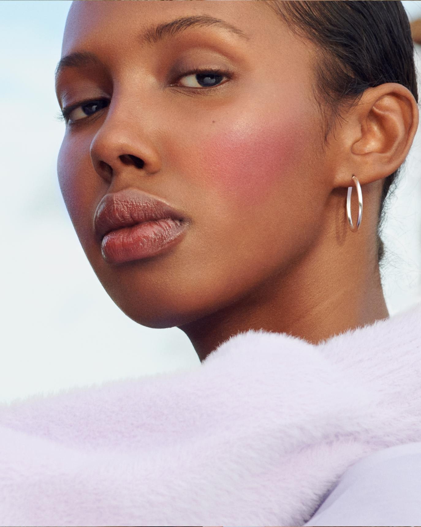 glossier-cloudpaint-eve-02.png